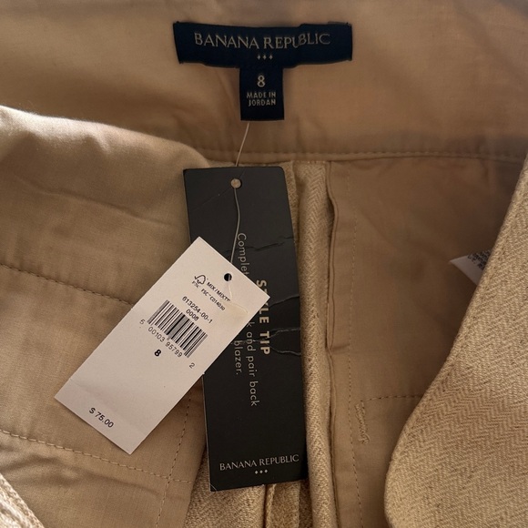 Banana Republic High-Rise Linen Pleated Safari Shorts - Picture 6 of 7